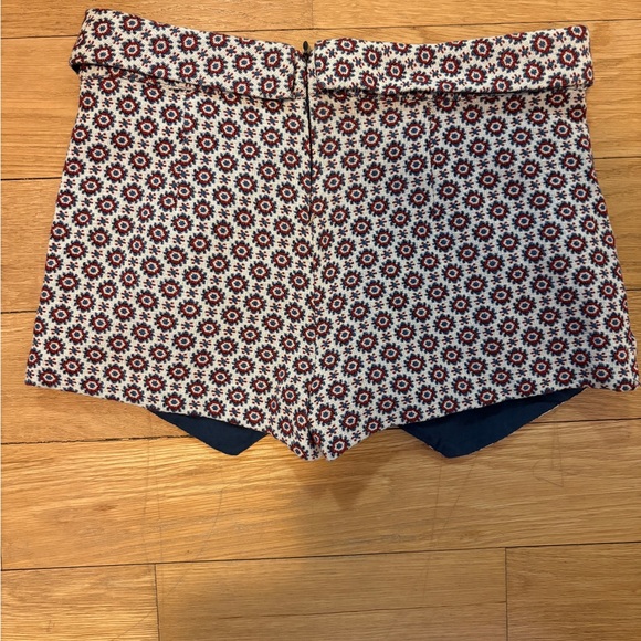 Zara Red and Blue Patterned Skort - Picture 5 of 11